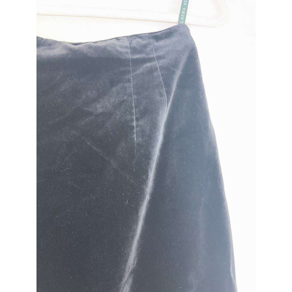 Vintage Laura Ashley Black Velvet Skirt Vintage Size 12 (runs small) - Picture 8 of 13